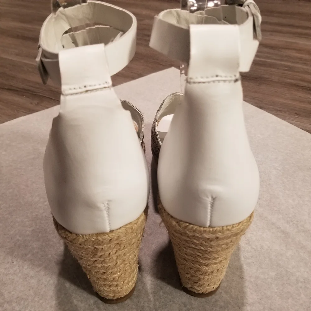 Anthropologie Matisse Roma White Leather Snakeskin Embossed Wedge Sandals Size 9